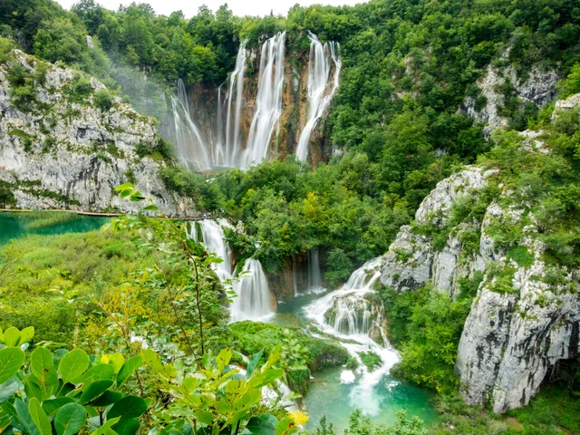 Turquoise lakes and green woodland at Plitvice in summer